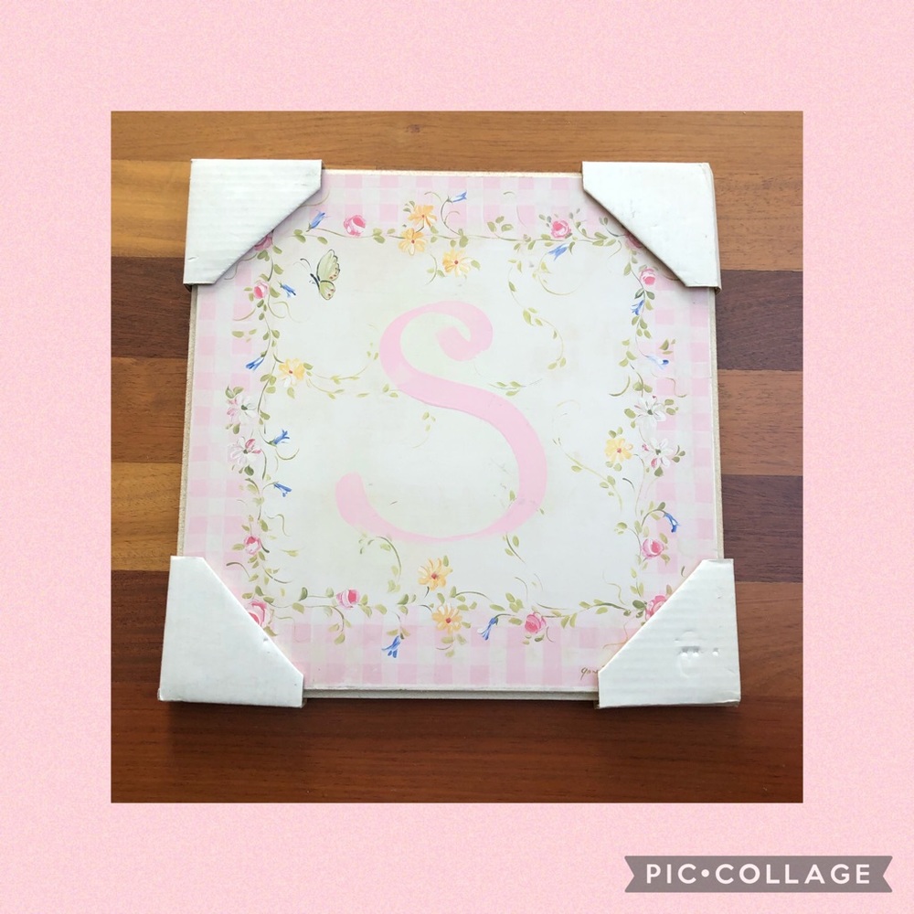 Handpainted Girl's "S" initial wall plaque